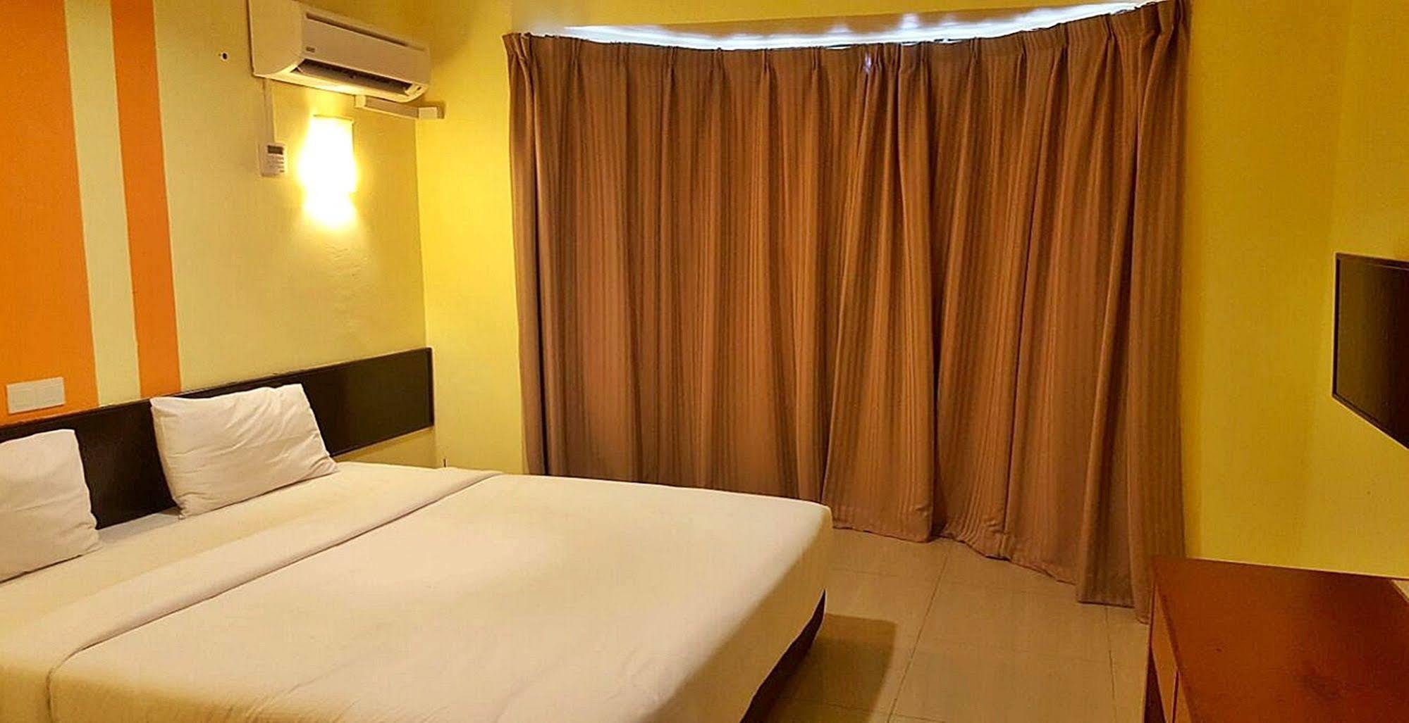 Sun Inns Hotel סיטיאוון מראה חיצוני תמונה